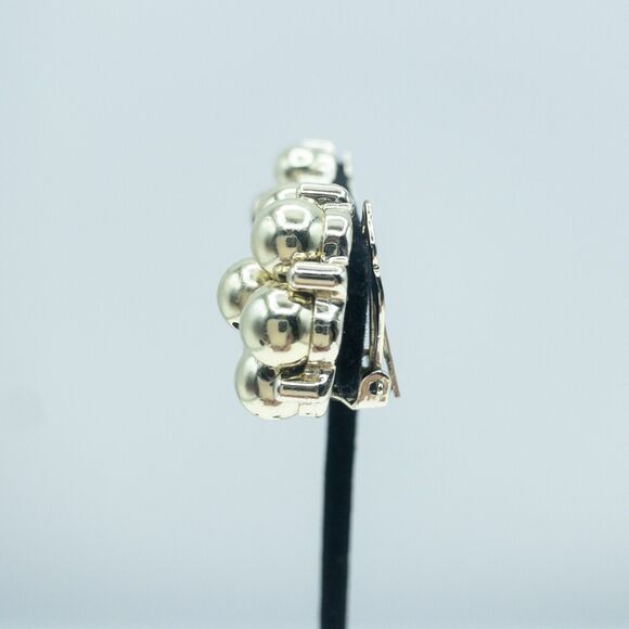 Vintage Lisner Gold Tone Beaded Cluster Clip-On Earrings 1950s Signed Retro - Picture 8 of 11